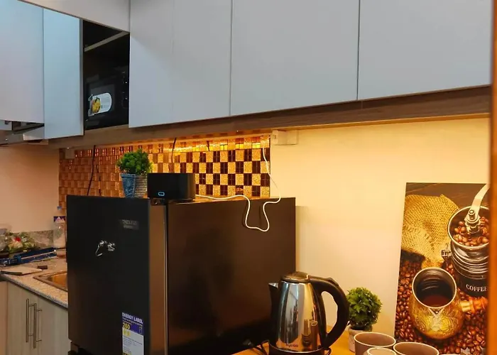 Apartment Rg&j Paranaque Staycation At Spring Residences T4