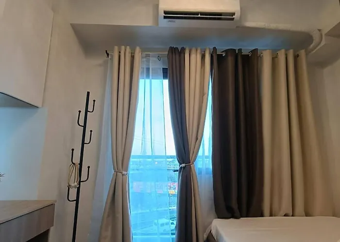 Apartment Rg&j Paranaque Staycation At Spring Residences T4 Manila